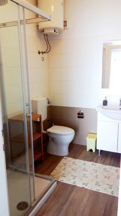 Apartmani Komunela ウマグ エクステリア 写真